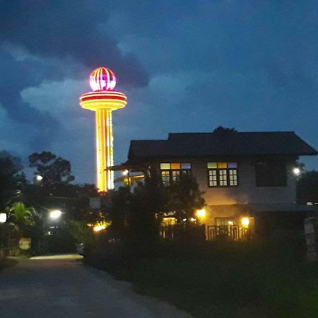 Baantung Homestay Mukdahan Exterior foto